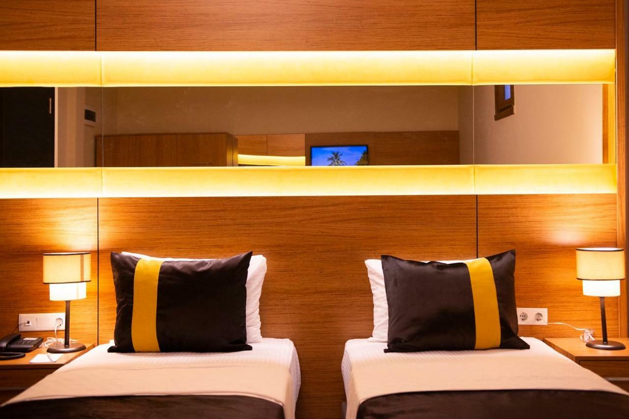 Karamans Sirkeci Suites Hotel Istanbul Eksteriør bilde